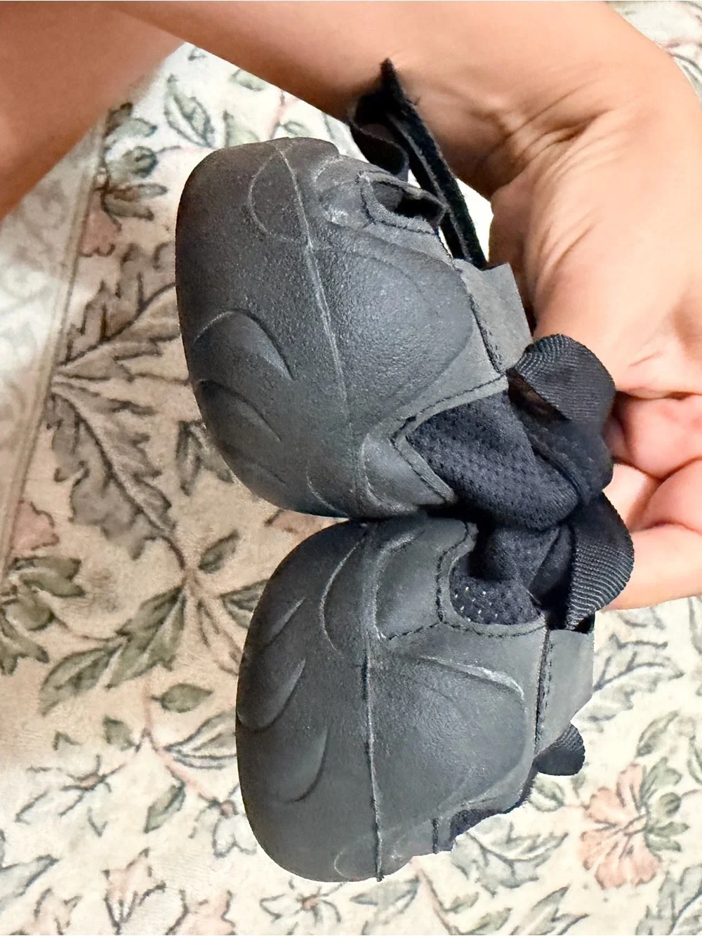Vibram FiveFingers Black Toe Shoes